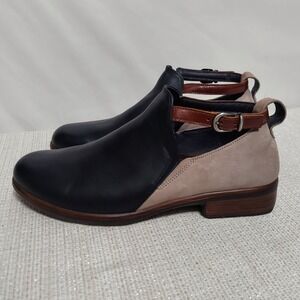 Naot Kamsin Women's Black & Tan Cutout‎ Leather Transitional Bootie Size 39 US8